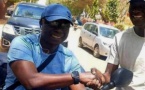Idrissa Seck presque déguisé, à moto : L’image qui confirme sa visite chez Ousmane Sonko