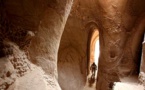 Ce que cet artiste a fait pendant les 15 dernières années dans cette grotte est juste fabuleux ! Vraiment impressionnant...