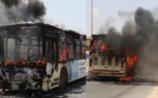 Ousmane Sonko condamné : A Ziguinchor, le siège de Postfinances incendié, deux bus de Dakar Dem Dikk incendiés à Mbour