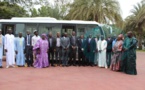 (Photos) Le Président Macky Sall offre un bus flambant neuf à l'As Pikine 