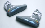 Nom de Zeus ! Nike confirme que les vraies chaussures de "Retour vers le Futur" existeront bien en 2015 — Avec les lacets qui se ferment tout seuls !