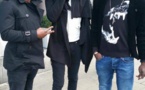 Wally Seck en compagnie des ses amis El Lifa et Jules à Paris 