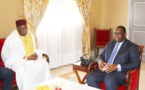 Macky Sall reçoit Issa Hayatou 