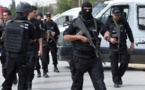 Tunisie: attaque meurtrière et prise d’otages près du Parlement