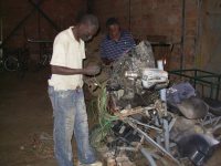  Vidéo: Incroyable ! La première voiture conçue et réalisée par un sénégalais 