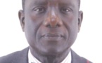 L'histoire jamais racontée de l'éternel nœud papillon d'Oumar Seck