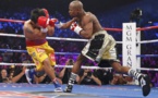 Boxe : Floyd Mayweather remporte le « combat du siècle »
