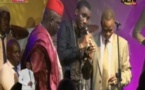 Vidéo: Quand Wally Seck transmet un message de Youssou Ndour à son père Thione Regardez