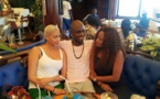 Aba No Stress passe de bons moments avec Adja Diallo et Fatima de Sen Tv