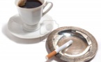 Le café et la cigarette, les princpaux excitants qui peuvent mettre en péril le jeune de certains 