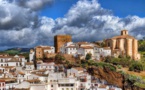 Setenil de las Bodegas, le village espagnol littéralement logé sous un rocher