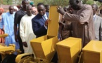Fatick : Macky distribue des semoirs et houx pour améliorer le rendement de la région