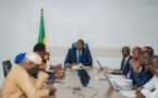 Photos / Grève du secteur du nettoiement: Le ministre Moussa Balla Fofana rencontre le collectif des concessionnaires