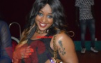 L'ex-mannequin Awa Fall toute souriante à Paris