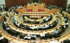 Vidéo - Situation à l’Assemblée nationale : Les Sénégalais "crachent" sur leurs députés 