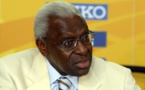 Macky Sall apporte son soutien à Lamine Diack 