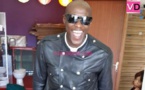 Découvrez le nouveau look de Fadiga avec son grand sourire