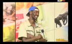 "10 mille problèmes" drague l'animatrice de Walf tv, Nabou
