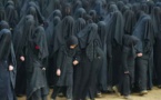 Une femme en burqa fait des révélations et demande aux Sénégalais de …