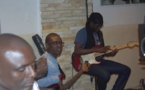 Photos - Ablaye Mbaye en studio pour la finalisation de son prochain album