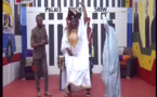 Kouthia fait danser le Mbalakh à une artiste béninoise