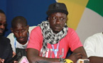 Ce que le rappeur Abdou Karim Guèye de Xrum Xax pense des hommes qui portent des sacs à main