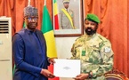 Diplomatie : Le Président Assimi Goïta a reçu le ministre sénégalais des Forces armées, porteur d’un message du Président Diomaye Faye