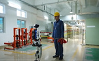 Guangzhou : Des robots humanoïdes dotés d'IA inspectent les réseaux électriques