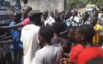Mbacké : les partisans du Oui et ceux du NON se donnent en spectacle au centre de vote Cheikh Anta