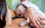 La jeune maman voulait désespérément accoucher à la maison. Les photos sont incroyables.