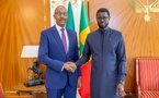 République : Au Palais présidentiel, le Président Bassirou Diomaye Faye lance le dialogue national avec quatre anciens Premiers ministres