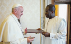 Nouvel Ambassadeur du Sénégal près le Saint-Siège, le commissaire Léopold Diouf a présenté ses lettres de créances au Pape François