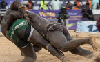 Reug Reug domine Boy Niang 2 et signe un retour fracassant dans l’arène