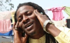 Youssou Ndour offre une voiture au chanteur Baye-Fall Ndiogou Afia