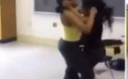 Incroyable bagarre à Ziguinchor - Deux jeunes filles, en classe de Terminale, se battent dans la rue pour un « lover boy »