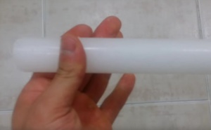Nettoyer sa salle de bain avec une bougie