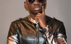 Admirez Pape Diouf dans un autre style