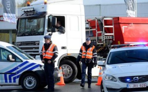 Onze réfugiés retrouvés dans un camion frigorifique à Houyet