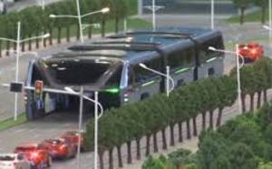 (Vidéo):Bus enjambeur : le bus enjambeur en Chine, une escroquerie ?