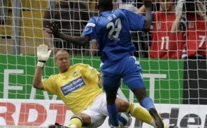 Demba Bâ brille en Bundesliga, le football sénégalais à l’arrêt et la Ligue des Champions de la CAF.