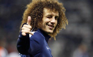 David Luiz réfute avoir critiqué la France