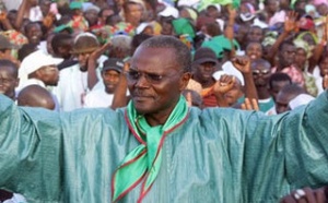 1milliard 500 millions Fcfa de frais de vacances pour Wade, dénonce le PS qui prédit le pire pour le pays