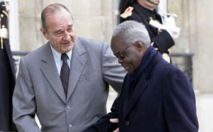 L'ex-président français Jacques Chirac hospitalisé pour une infection pulmonaire