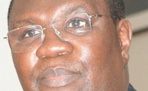(Audio) Quand Ousmane Ngom jetait des fleurs à Abdou Diouf