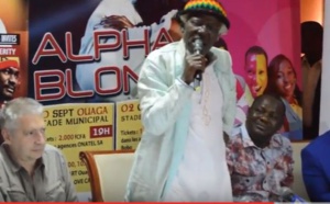 Alpha Blondy  traite Blaise Compaoré de prisonnier en plein air