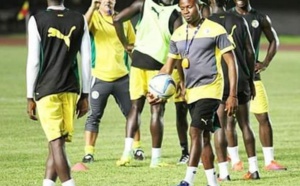 Omar Daf montre le chemin à ses frères joueurs, en route pour le Mondial 2018