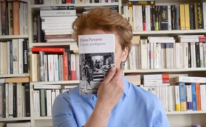 Un journaliste dévoile l'identité d'une romancière, anonyme depuis 20 ans