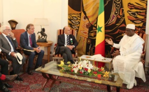 Coopération bilatérale: le Président Macky Sall a reçu le ministre l'Intérieur français, Bernard Cazeneuve