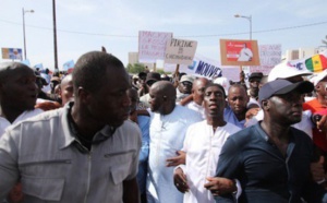 Retour sur la marche avortée de Manko Wattu Senegaal: Idy trébuche, Gackou et Déthié Fall finissent leur course au stade Demba Diop