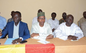 Après les échauffourées de la marche d'hier, les leaders du Fds/Mànkoo Wattu Senegal étaient en réunion, dans la soirée, chez le coordonnateur, El Hadji Malick Gakou pour faire le point